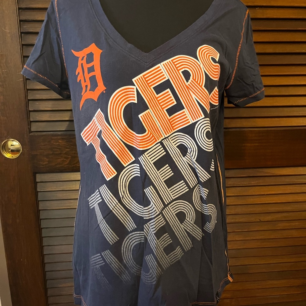 Detroit Tigers MLB Retro Style T